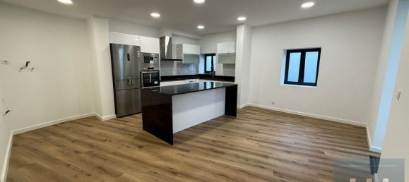 3 Schlafzimmer Haus in Camara de Lobos, Portugal, Nr. 206983 5