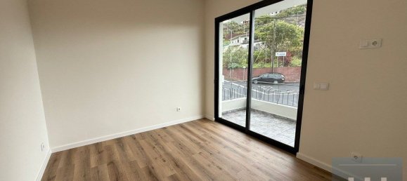 3 Schlafzimmer Haus in Camara de Lobos, Portugal, Nr. 206983 13