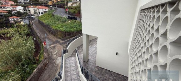 3 Schlafzimmer Haus in Camara de Lobos, Portugal, Nr. 206983 23