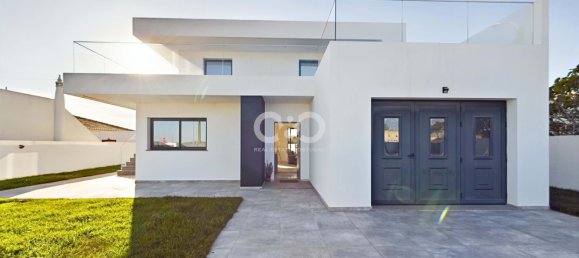 2 bedrooms Villa in Vila do Bispo, Portugal No. 127078 12
