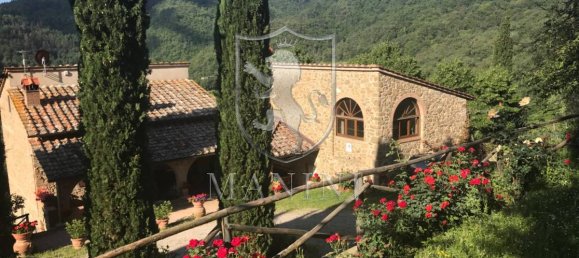 4 bedrooms House in Gaiole in Chianti, Italy No. 151354 10