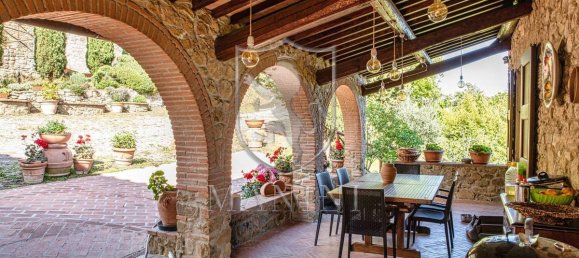 4 bedrooms House in Gaiole in Chianti, Italy No. 151354 5