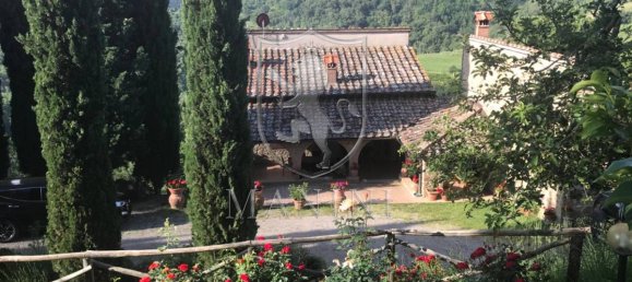 4 bedrooms House in Gaiole in Chianti, Italy No. 151354 27