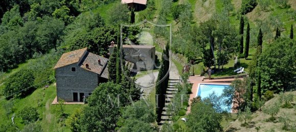 4 bedrooms House in Gaiole in Chianti, Italy No. 151354 6