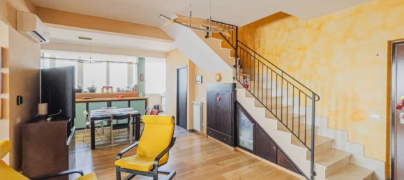 2 Schlafzimmer Penthouse in Rome, Italy, Nr. 321405 2