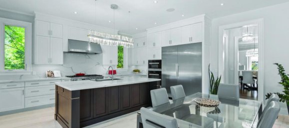 5 bedrooms House in Mississauga, Canada No. 283 12