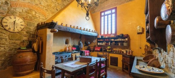 8 bedrooms Villa in Florence, Italy No. 212927 20