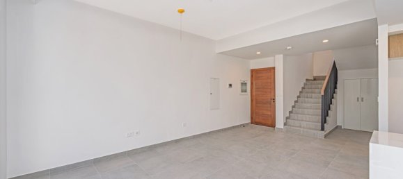 3 Schlafzimmer Villa in Dubai Land, UAE, Nr. 114133 3