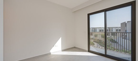 3 Schlafzimmer Villa in Dubai Land, UAE, Nr. 114133 15