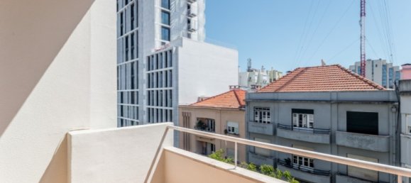 4 bedrooms Penthouse in Lisbon, Portugal No. 94550 5