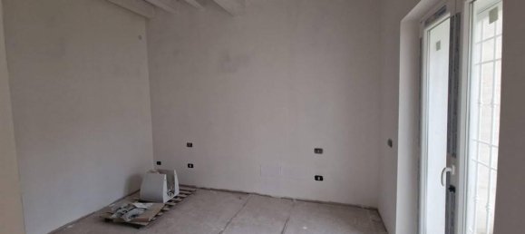 4 rooms Villa in San Cesareo, Italy No. 34152 11