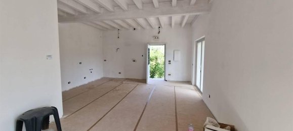 4 rooms Villa in San Cesareo, Italy No. 34152 4