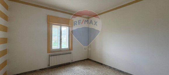 Дом с 12 комнатами в Сполето, Италия № 11610 23