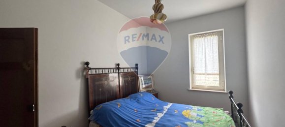 Дом с 12 комнатами в Сполето, Италия № 11610 12