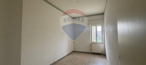 Дом с 12 комнатами в Сполето, Италия № 11610 21