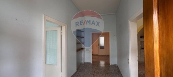 Дом с 12 комнатами в Сполето, Италия № 11610 15