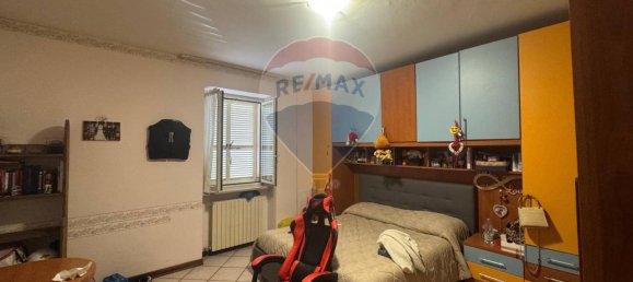 Дом с 12 комнатами в Сполето, Италия № 11610 28