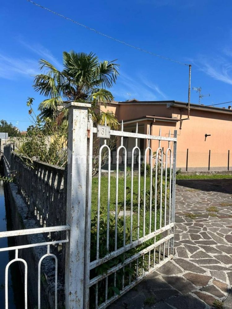 2 chambres Villa à Roccafranca, Italy No. 372703