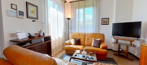 Villa de 4 divisões em Tavernerio, Italy N.º 19285 41