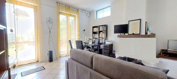 Villa de 4 divisões em Tavernerio, Italy N.º 19285 69