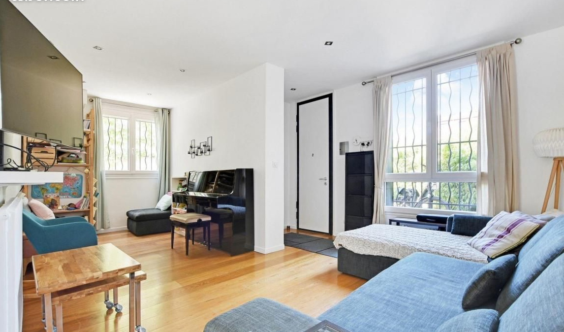 4 chambres Maison à Montreuil, France No. 327029