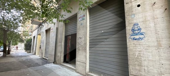 Imóvel comercial de 2 divisões em Foggia, Italy N.º 18450 12