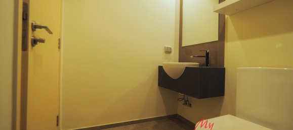 2 bedrooms Condo in Pattaya, Thailand No. 3065 23