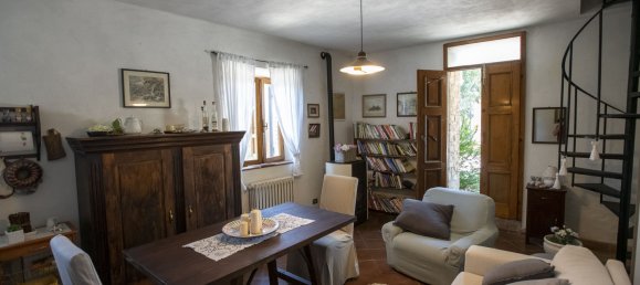 3 bedrooms House in Trequanda, Italy No. 45961 20