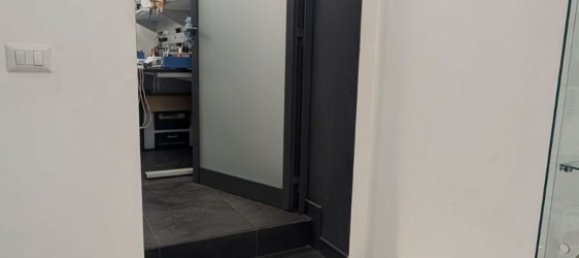 Propriété commerciale à Taranto, Italy 55m² No. 270657 14