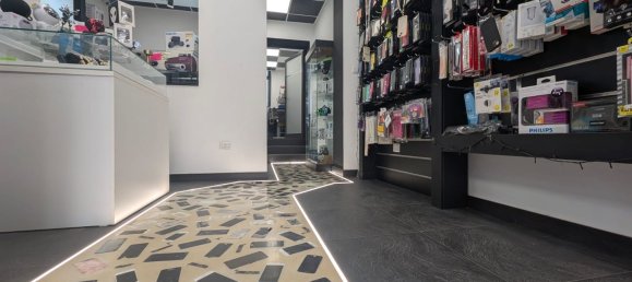 Propriété commerciale à Taranto, Italy 55m² No. 270657 4