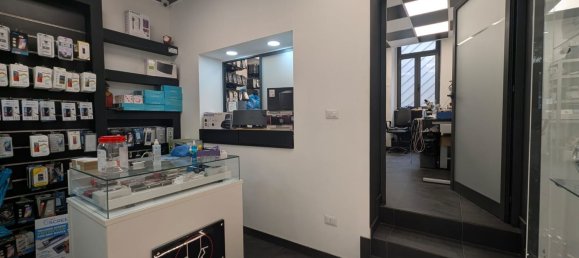 Propriété commerciale à Taranto, Italy 55m² No. 270657 12