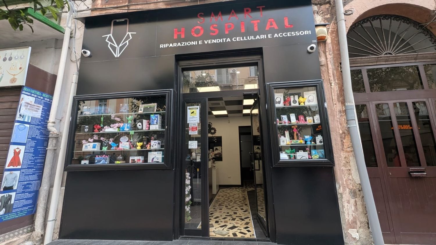 Propriété commerciale à Taranto, Italy 55m² No. 270657