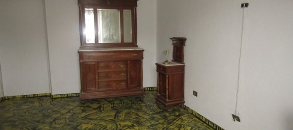 Apartamento de 3 habitaciónes en Carrara, Italy No. 27316 5