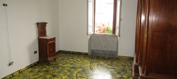Apartamento de 3 habitaciónes en Carrara, Italy No. 27316 8