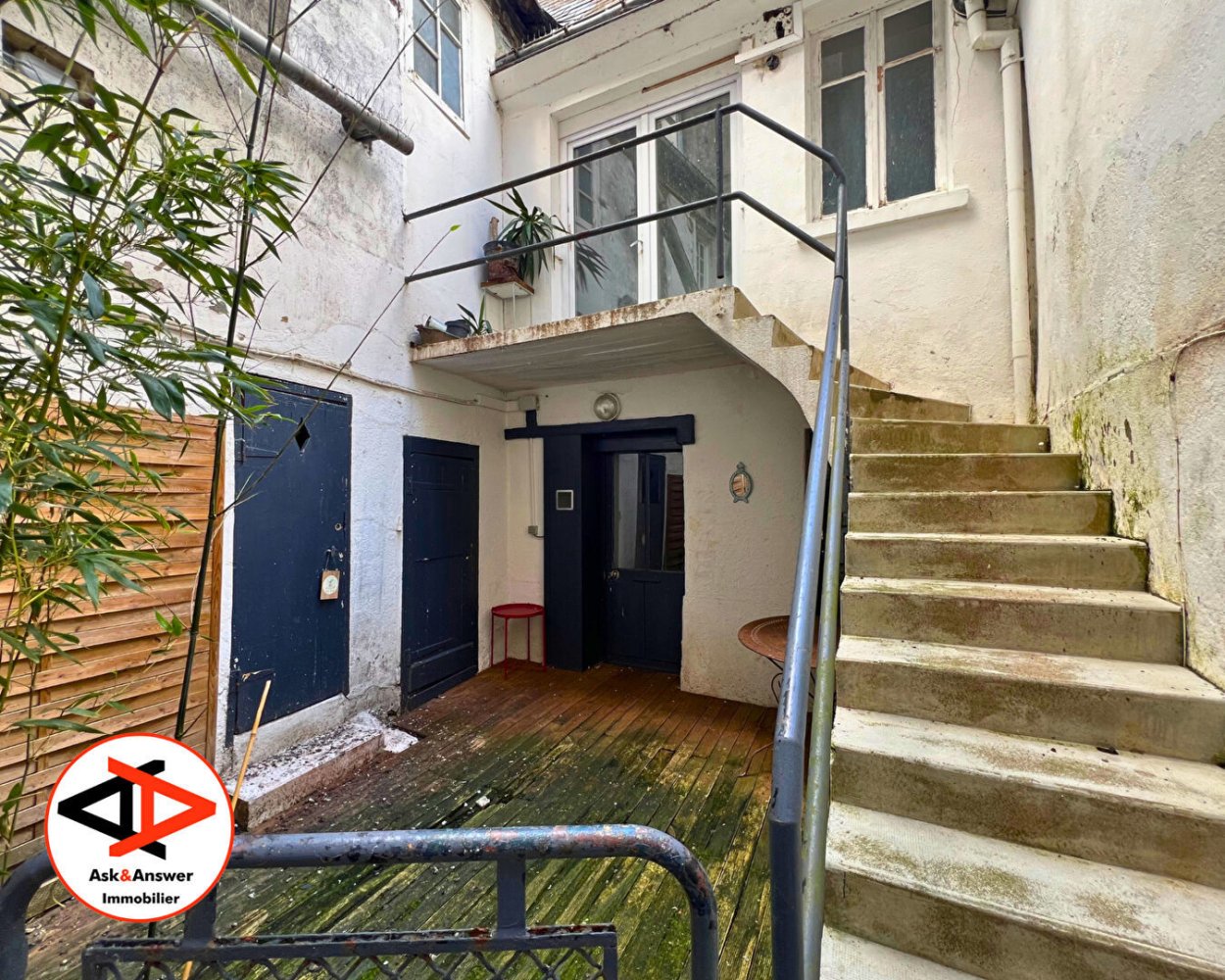 Dúplex de 1 dormitorio en Tours, France No. 65890