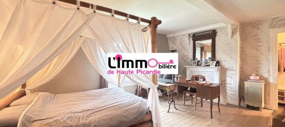 4 bedrooms House in Nesle, France No. 43010 8