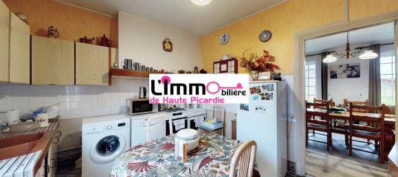 4 bedrooms House in Nesle, France No. 43010 5