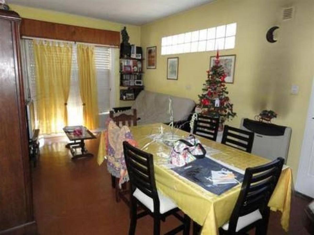 3 Schlafzimmer Haus in Moron, Argentina, Nr. 16397