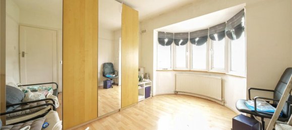 4 bedrooms House in Harrow, United Kingdom No. 12190 16