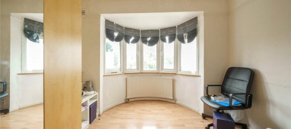 4 bedrooms House in Harrow, United Kingdom No. 12190 6