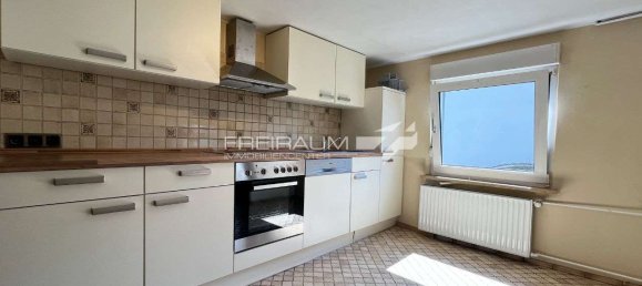 3 bedrooms Townhouse in Siegen-Wittgenstein, Germany No. 270025 4