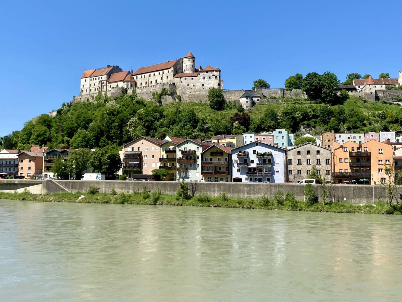 15غرفة بناية في Altotting, Germany رقم 151701