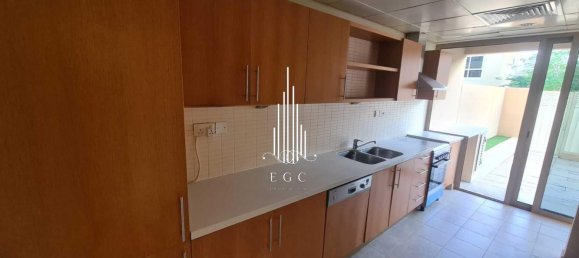 4 Schlafzimmer Villa in Al Raha Gardens, UAE, Nr. 23034 27