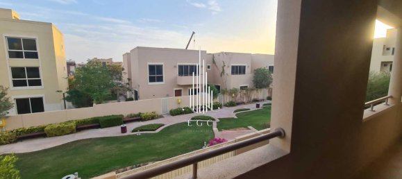 4 Schlafzimmer Villa in Al Raha Gardens, UAE, Nr. 23034 12