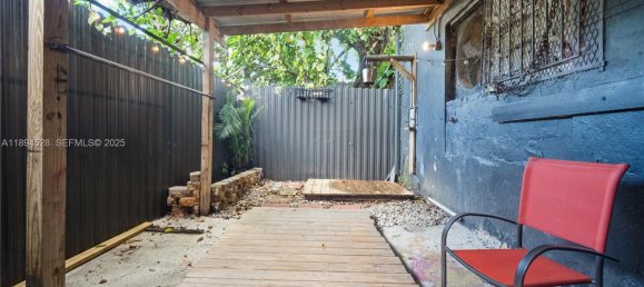 terreno en venta en Miami, Miami-Dade, Florida, USA № 614768 4