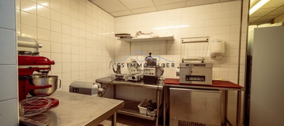  عقار تجاري في Savoie, France 700متر مربع رقم 208795 28