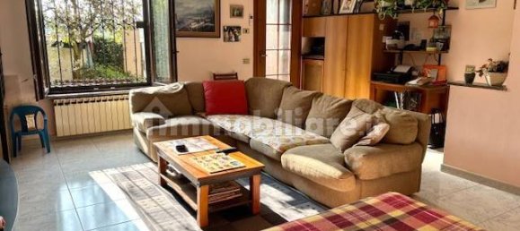 Дом с 3 спальнями в Вимеркате, Италия № 85867 2