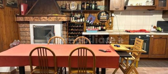 Дом с 3 спальнями в Вимеркате, Италия № 85867 33