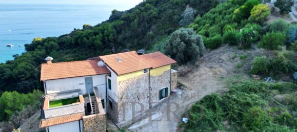 3 chambres Villa à Ventimiglia, Italy No. 232218 3