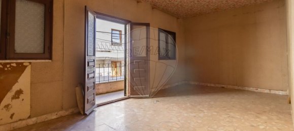 3 bedrooms House in Covilha, Portugal No. 162171 5